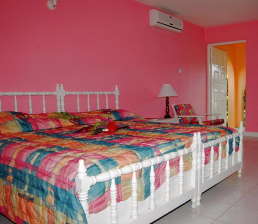 Our Past Time Hotel Negril Room photo